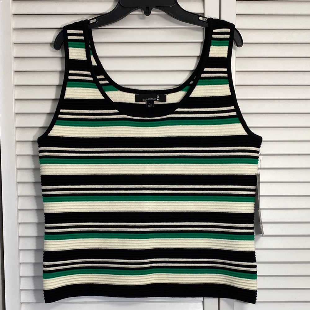 Black and White Ribbed Crop Tank Top